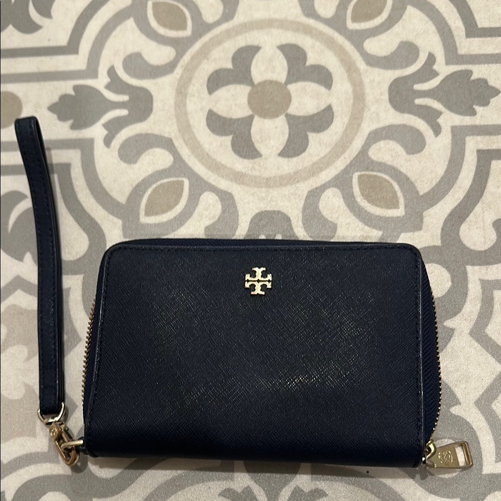 Tory Burch Black Wristlet Wallet